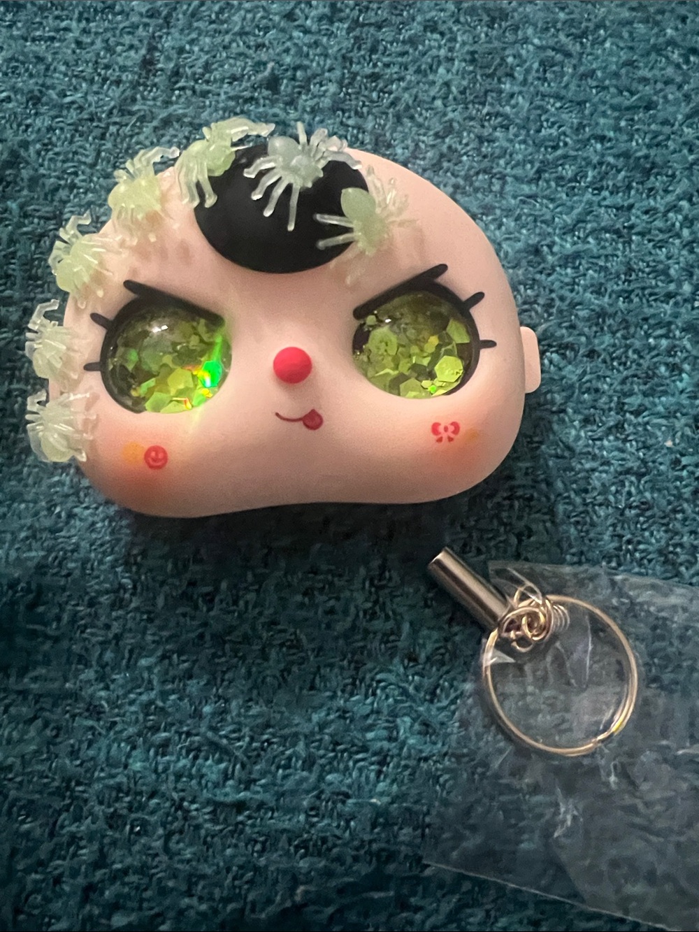 100% customized baby three -with blinky eyes and glow in the dark spiders